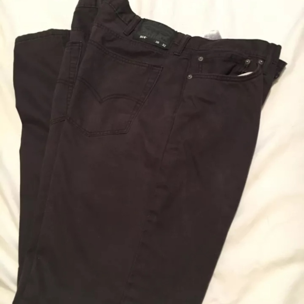 MENS LEVIS 514 SIZE 38x32!!!NEW